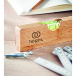 Niveau à bulle en bambou