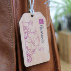 Etiquette bagage en bois