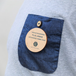 Badge en bois