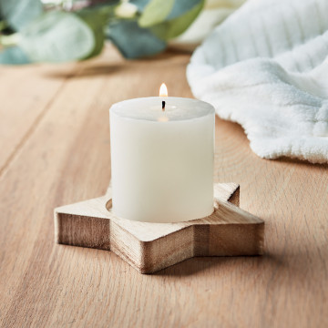 Bougie avec base en bois