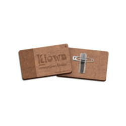Badge sur mesure en en fibre de bois avec épingle (de 20 à 40 cm²)