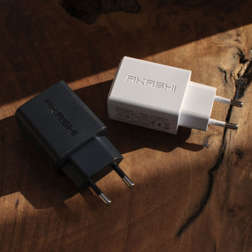 Chargeur secteur 2 USB Akashi® blanc
