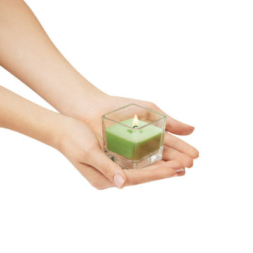 Bougie parfumée pomme en verre avec couvercle en bambou