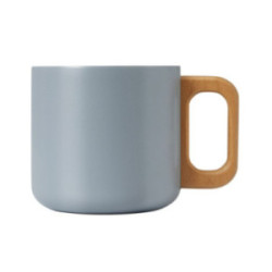 Mug gris en acier inoxydable à double paroi