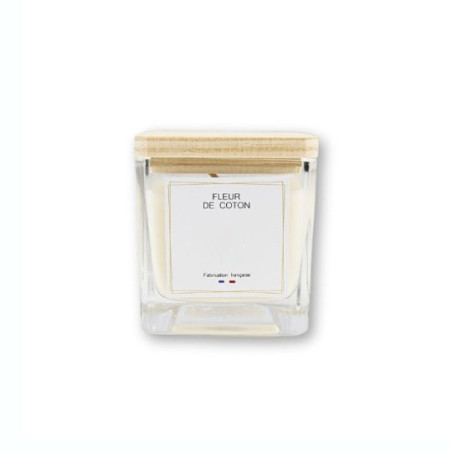 Petite bougie carrée en cire de soja avec couvercle en bois de pin
