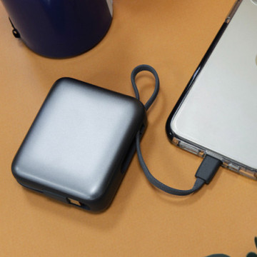 Batterie de secours ultra compacte 10000 mAh Akashi®