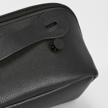 Trousse de toilette en cuir recyclé