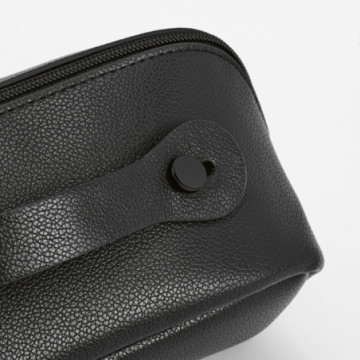 Trousse de toilette en cuir recyclé