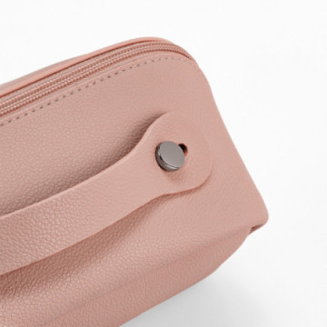 Trousse de toilette en cuir recyclé